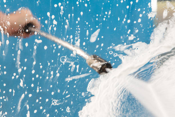 Best Gutter Cleaning  in Rainbow Lakes Estates, FL
